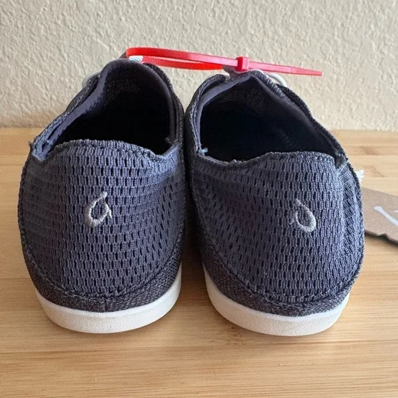 OluKai Waialua Lace Sneaker Pavement Dark Shadow US Women's 6.5 - Picture 4 of 6